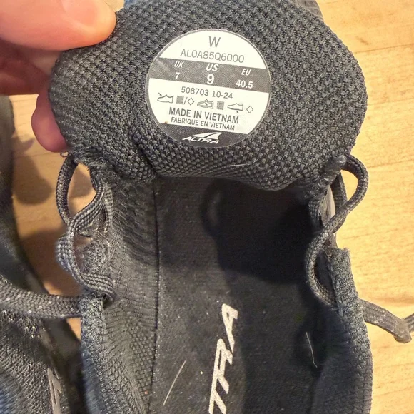 Altra SOLSTICE XT 3 Women’s Sneakers - Picture 5 of 6